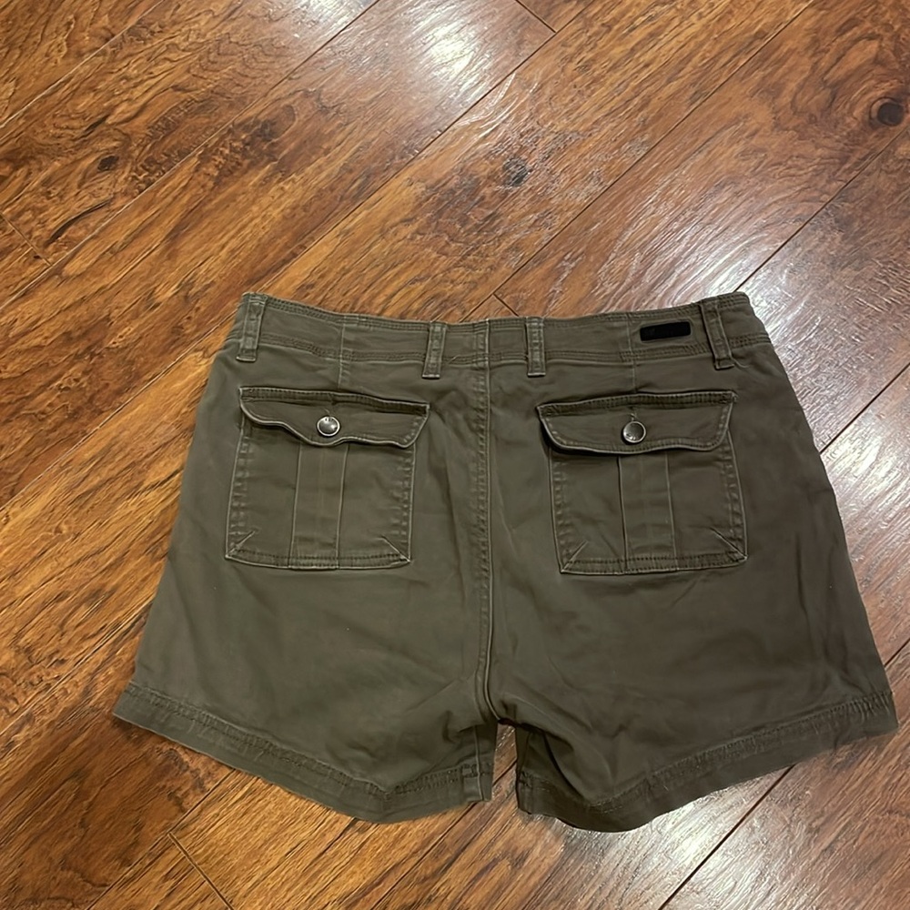 Evereve Kut From The Kloth Utility Short Olive branch Gorpcore Size 10 - Picture 9 of 13
